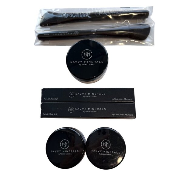 Savvy Mineral Makeup Bundle Veil Bronzer Lipgloss Brushes Young Living - Picture 8 of 8